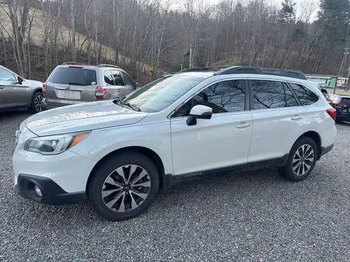 2016 Subaru Outback 2.5i Limited AWD photo