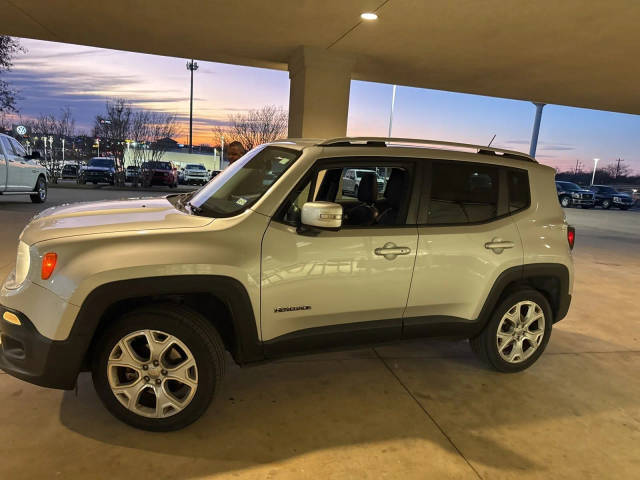 2016 Jeep Renegade Limited 4WD photo