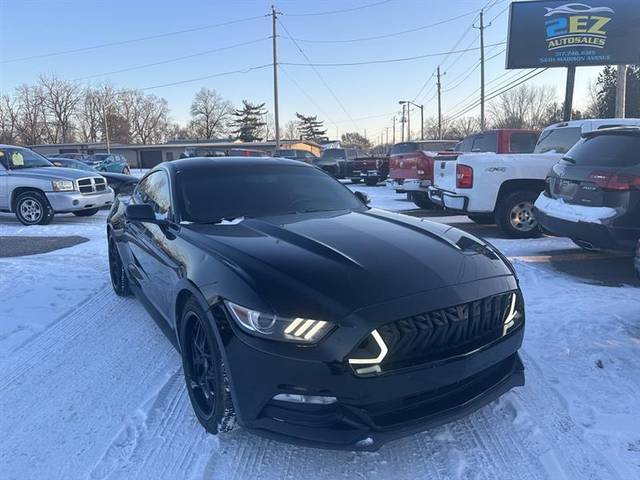 2016 Ford Mustang V6 RWD photo