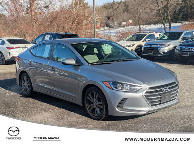 2017 Hyundai Elantra SE FWD photo