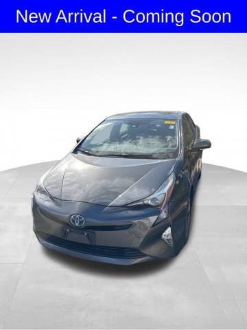 2016 Toyota Prius Three Touring FWD photo