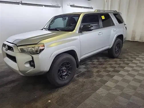 2016 Toyota 4Runner SR5 RWD photo