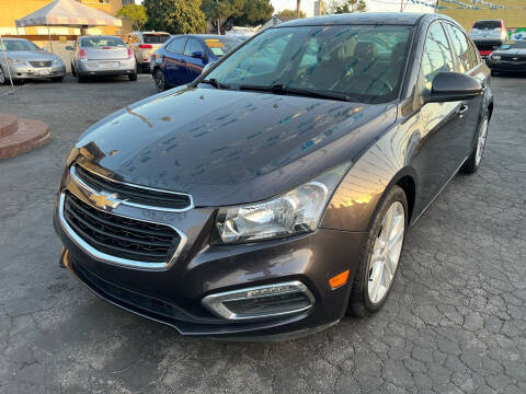 2015 Chevrolet Cruze LTZ FWD photo