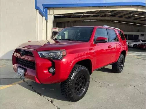 2015 Toyota 4Runner SR5 4WD photo