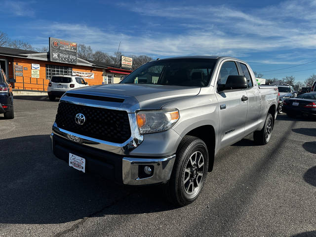 2016 Toyota Tundra SR5 4WD photo