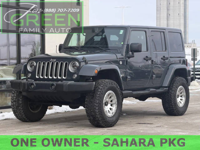 2016 Jeep Wrangler Unlimited Sahara 4WD photo