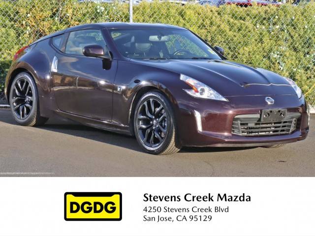 2016 Nissan 370Z Touring RWD photo