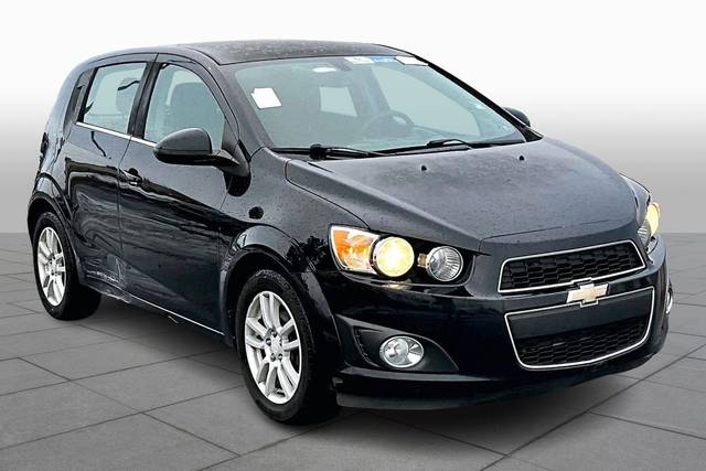 2016 Chevrolet Sonic LT FWD photo