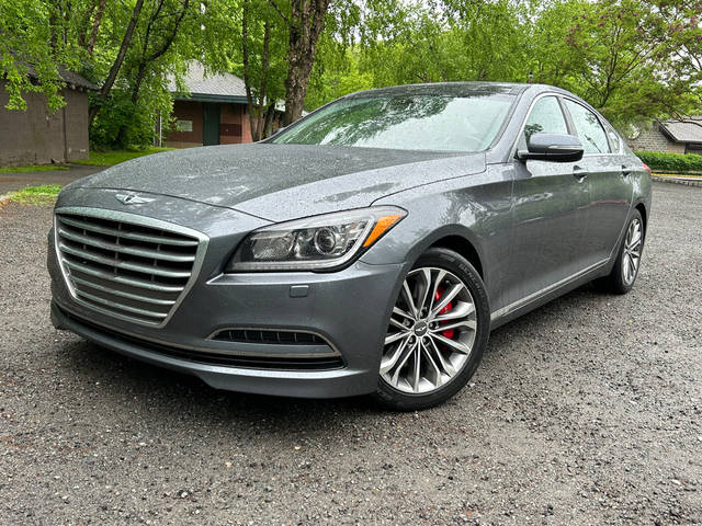 2015 Hyundai Genesis 3.8L AWD photo