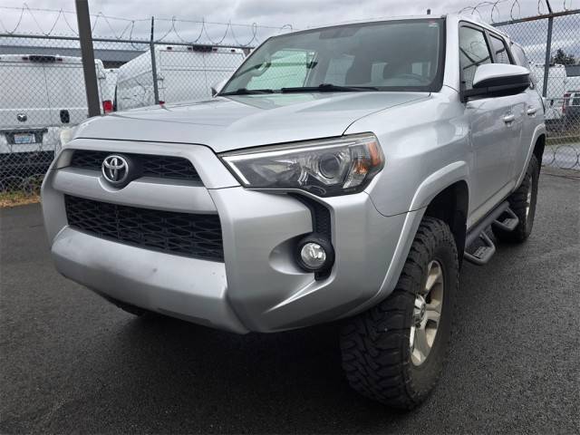 2015 Toyota 4Runner SR5 4WD photo