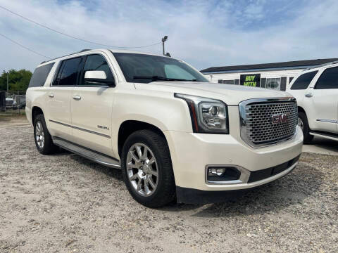 2015 GMC Yukon XL Denali 4WD photo