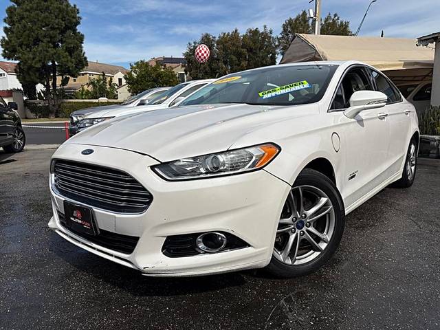 2016 Ford Fusion Energi Titanium FWD photo