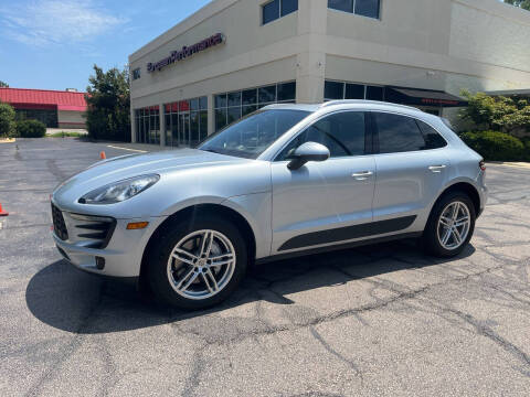2017 Porsche Macan S AWD photo
