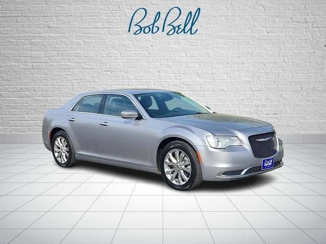 2015 Chrysler 300 Limited AWD photo