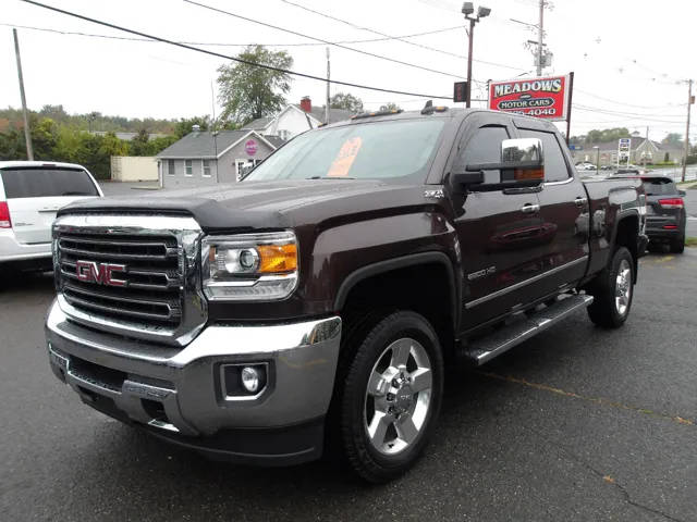 2016 GMC Sierra 2500HD SLT 4WD photo