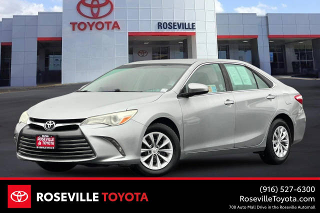 2016 Toyota Camry LE FWD photo