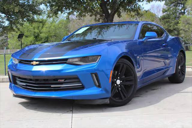 2016 Chevrolet Camaro 2LT RWD photo