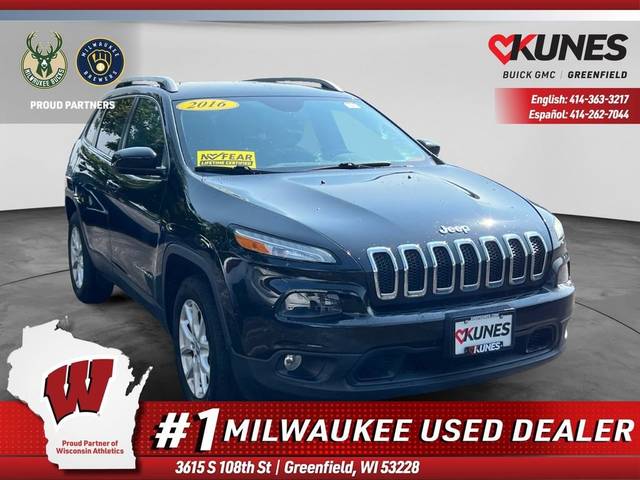 2016 Jeep Cherokee Latitude 4WD photo