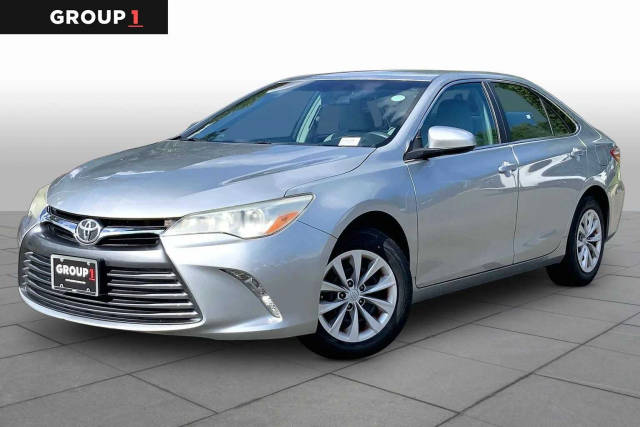2016 Toyota Camry LE FWD photo