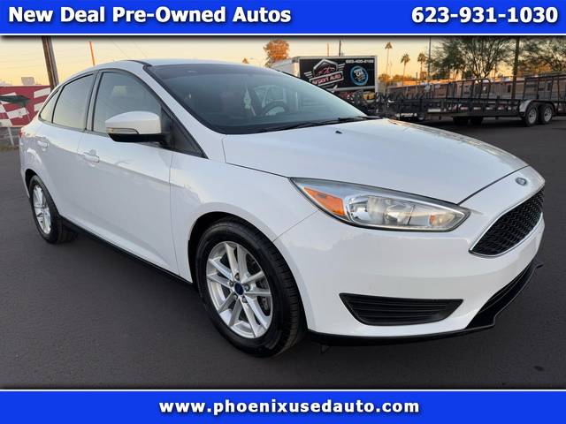 2016 Ford Focus SE FWD photo