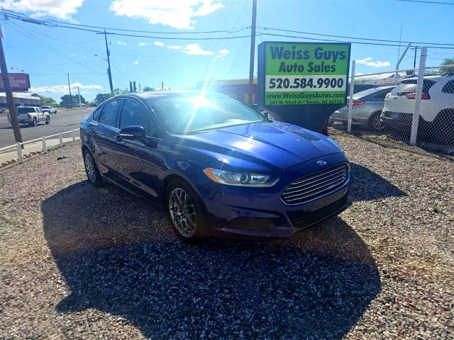 2016 Ford Fusion SE FWD photo