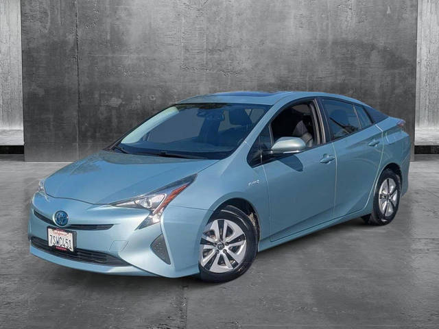 2016 Toyota Prius Four FWD photo