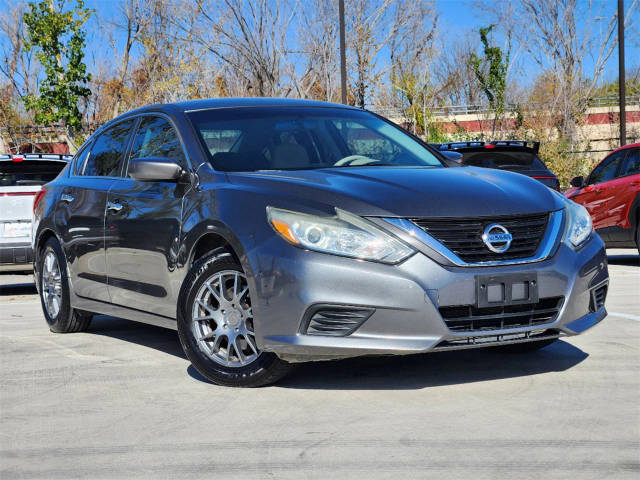 2016 Nissan Altima 2.5 S FWD photo