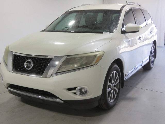 2016 Nissan Pathfinder SL FWD photo