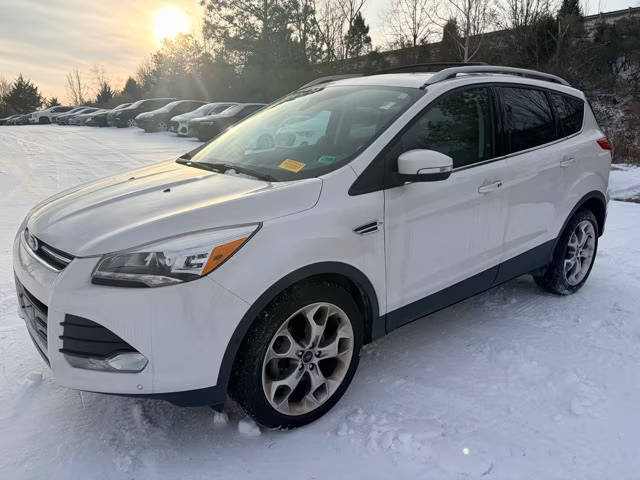 2016 Ford Escape Titanium FWD photo
