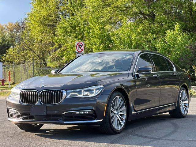 2016 BMW 7 Series 750i xDrive AWD photo