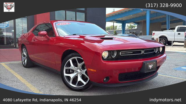 2016 Dodge Challenger SXT Plus RWD photo