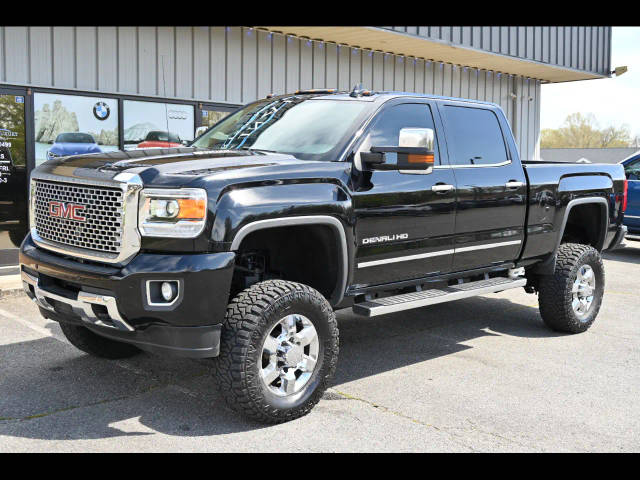 2016 GMC Sierra 2500HD Denali 4WD photo