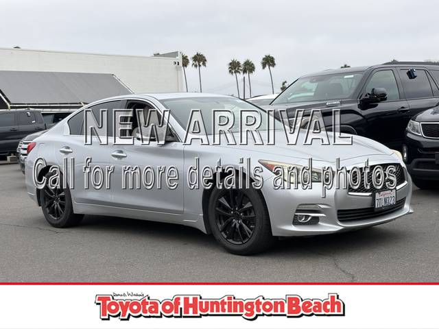 2016 Infiniti Q50 2.0T Premium RWD photo