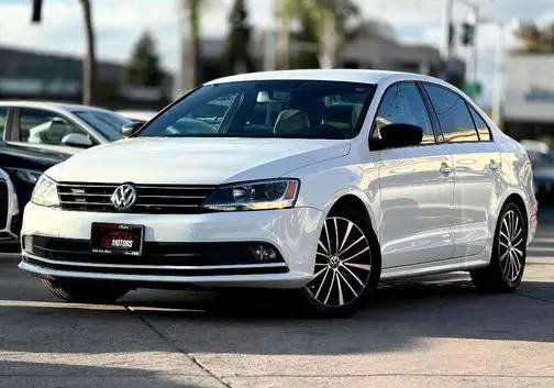 2016 Volkswagen Jetta 1.8T Sport FWD photo