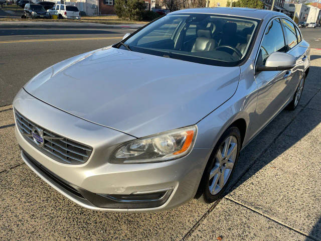 2016 Volvo S60 T5 Premier AWD photo