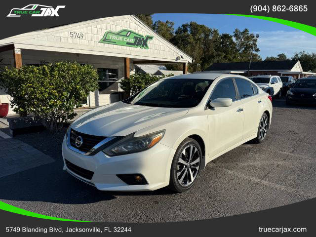 2016 Nissan Altima 2.5 SR FWD photo