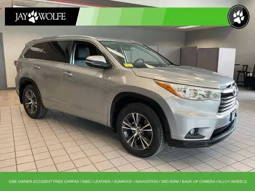 2016 Toyota Highlander XLE AWD photo