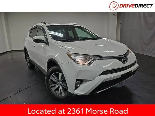 2016 Toyota RAV4 XLE AWD photo