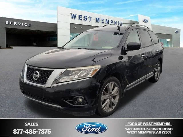 2016 Nissan Pathfinder Platinum FWD photo