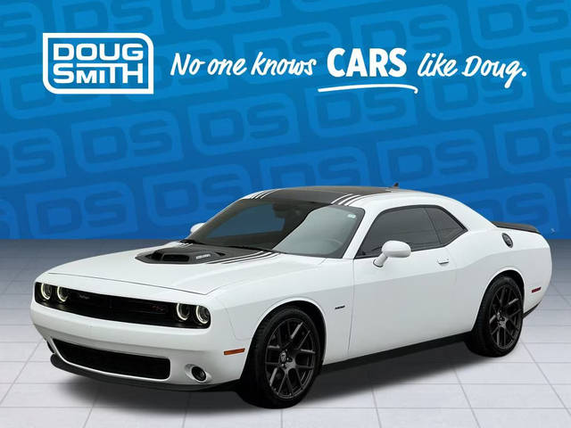 2016 Dodge Challenger R/T Plus Shaker RWD photo