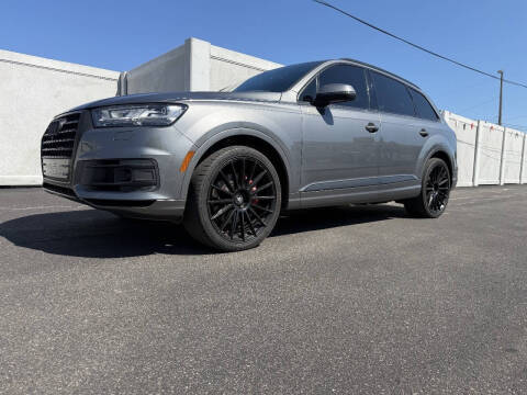 2017 Audi Q7 Prestige AWD photo