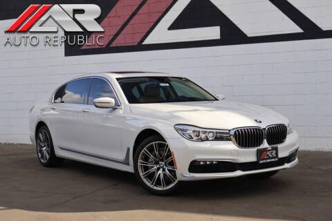 2016 BMW 7 Series 740i RWD photo
