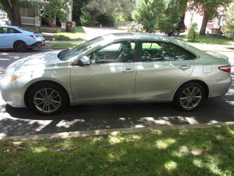 2016 Toyota Camry SE FWD photo