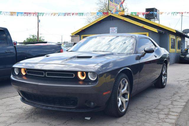 2016 Dodge Challenger SXT Plus RWD photo