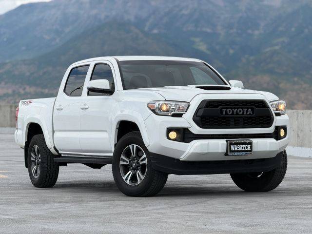2016 Toyota Tacoma TRD Sport 4WD photo
