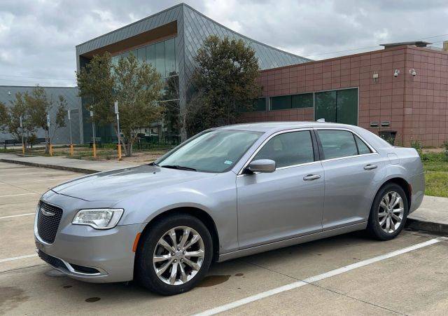 2016 Chrysler 300 Limited AWD photo