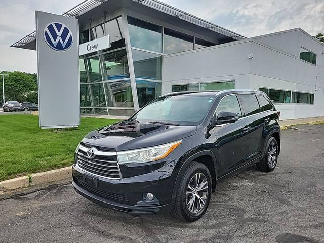 2016 Toyota Highlander XLE AWD photo