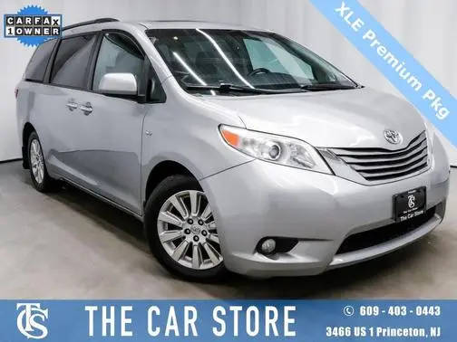 2016 Toyota Sienna XLE Premium AWD photo