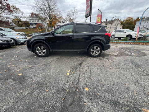 2015 Toyota RAV4 XLE AWD photo