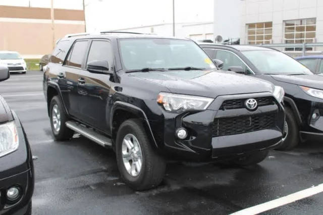 2016 Toyota 4Runner SR5 4WD photo